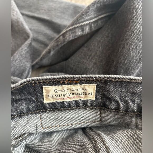 Levi’s 501 S skinny jeans Classic Gray Denim Jeans - Picture 3 of 8
